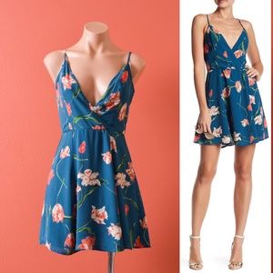 Privacy Please Alida Floral Surplice Neck Dress XS